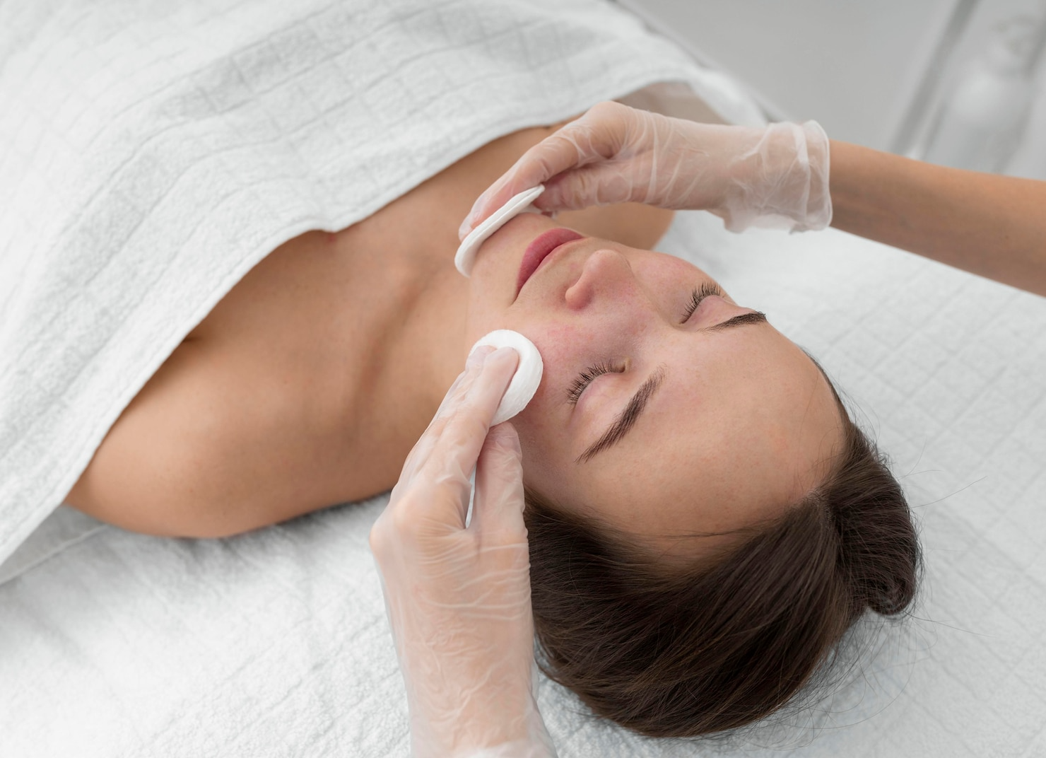 Hydra Dew Facial
